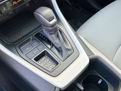 Used 2024 Toyota RAV4 XLE Premium image 29
