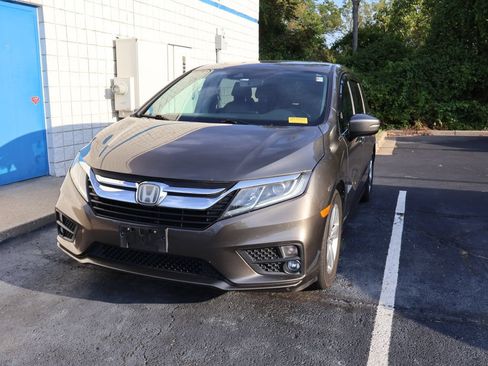Used 2018 Honda Odyssey EX-L image 3