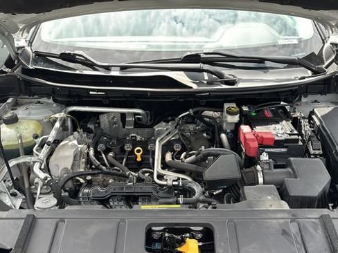 Used 2021 Nissan Rogue SV AWD/4WD image 17
