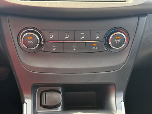 Used 2016 Nissan Sentra S FWD image 25