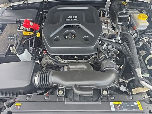 Used 2021 Jeep Wrangler Unlimited Islander image 10