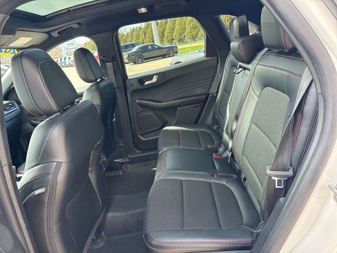 Used 2025 Ford Escape ST-Line Select w/ Tech Pack #2 AWD/4WD image 18