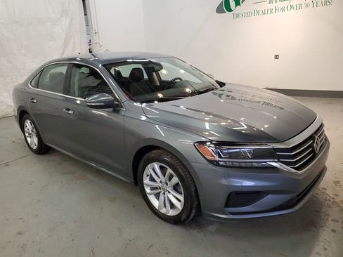 Used 2020 Volkswagen Passat 2.0T SE image 8