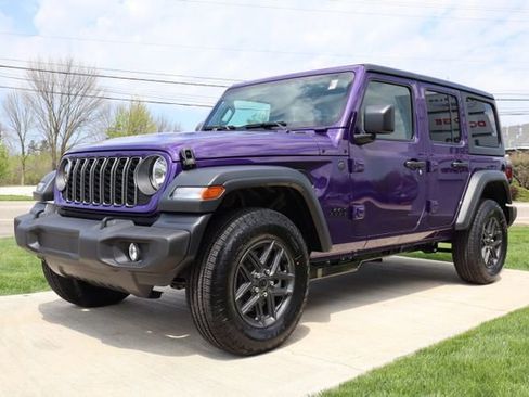 New 2026 Jeep Wrangler Unlimited Sport AWD/4WD image 9