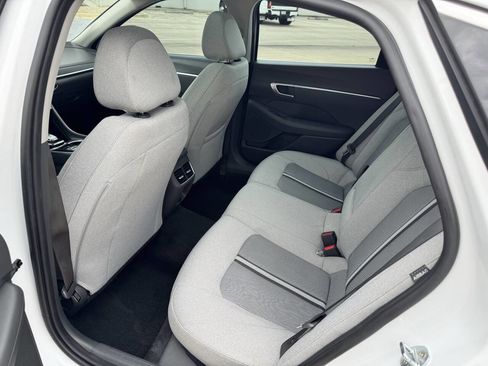 Used 2021 Hyundai Sonata SEL w/ Convenience Package FWD image 11