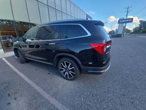 Used 2021 Honda Pilot Touring image 3