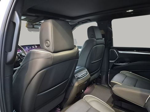 New 2026 Cadillac Escalade ESV Sport AWD/4WD image 21