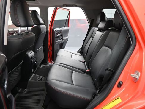 Used 2024 Toyota 4Runner TRD Off-Road Premium w/ Off Road Premium Plus Package image 19