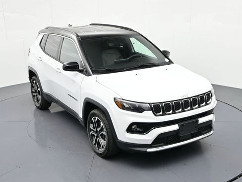 Used 2023 Jeep Compass Limited AWD/4WD image 20