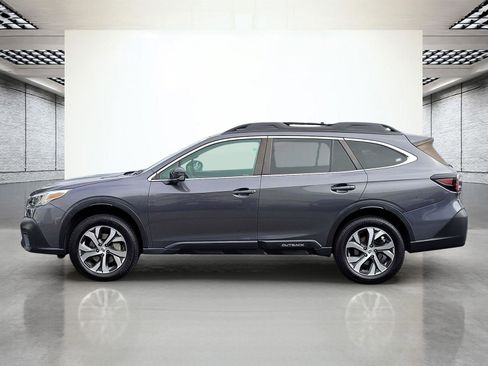 Used 2022 Subaru Outback Limited AWD/4WD image 10