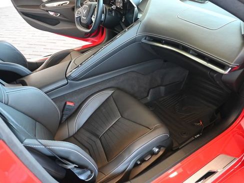 Used 2025 Chevrolet Corvette Stingray Premium Conv w/ Z51 Performance Package image 12