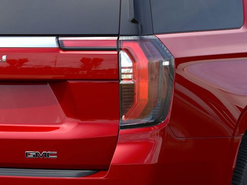 New 2026 GMC Yukon XL Denali w/ Sun & Power Step Package RWD image 12