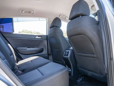 Used 2020 Kia Sportage LX FWD image 24