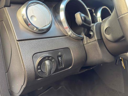 Used 2008 Ford Mustang GT Premium image 27