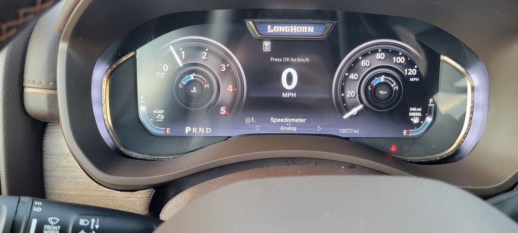 Used 2025 RAM 2500 Limited AWD/4WD image 18