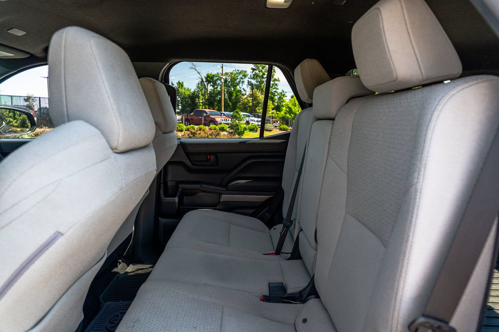 Used 2025 Toyota 4Runner SR5 AWD/4WD image 20