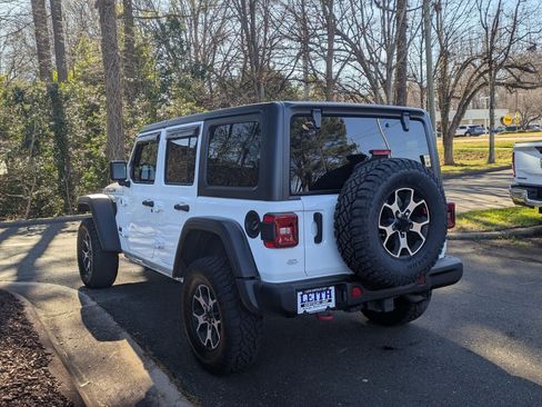 Used 2021 Jeep Wrangler Unlimited Rubicon image 7