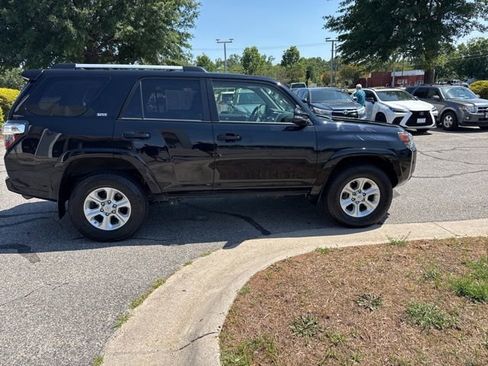 Used 2019 Toyota 4Runner SR5 Premium AWD/4WD image 9