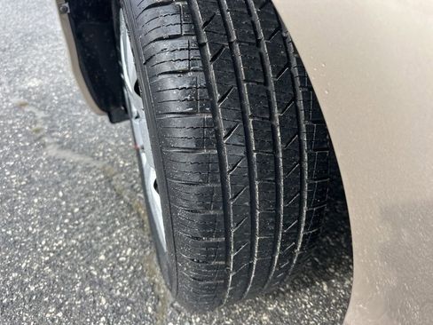 Used 2009 Toyota Camry LE image 23