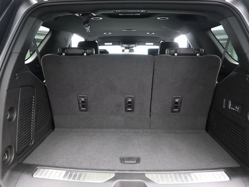 Used 2024 Chevrolet Tahoe RST w/ Luxury Package image 16