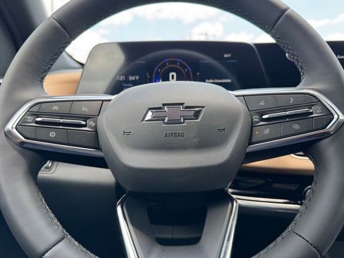 New 2026 Chevrolet Equinox ACTIV AWD/4WD image 12