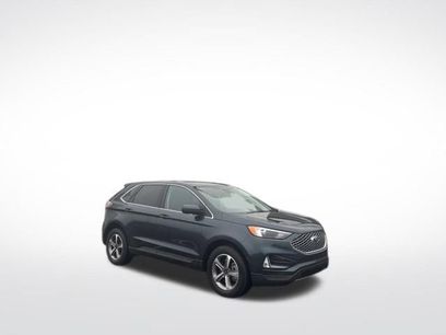 Used 2024 Ford Edge SEL w/ Convenience Package