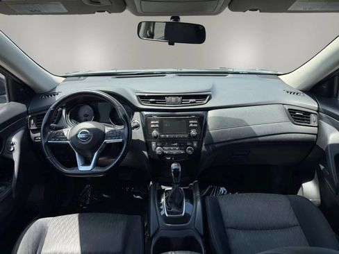 Used 2017 Nissan Rogue SV AWD/4WD image 18