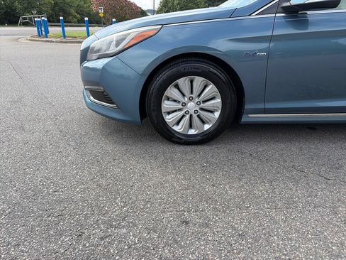 Used 2016 Hyundai Sonata SE FWD image 18