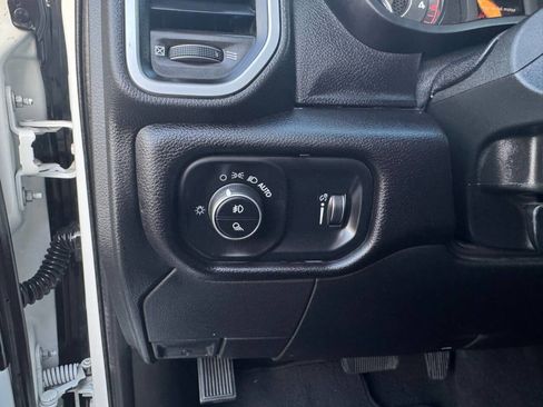 Used 2023 RAM 2500 Big Horn w/ Level 1 Equipment Group image 16