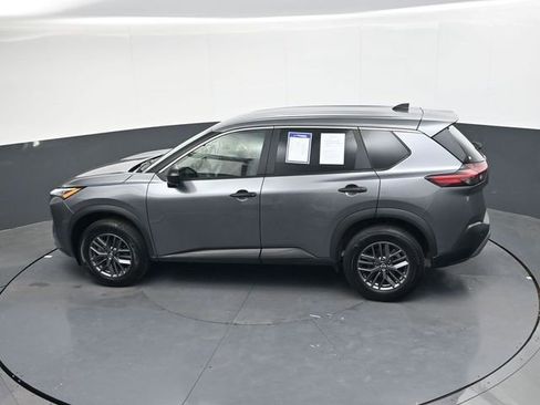 Used 2023 Nissan Rogue S image 23