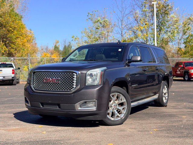 Used 2015 GMC Yukon XL SLT w/ Open Road Package AWD/4WD image 2