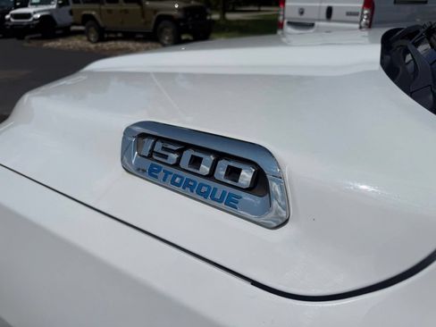 Used 2022 RAM 1500 Big Horn AWD/4WD image 11