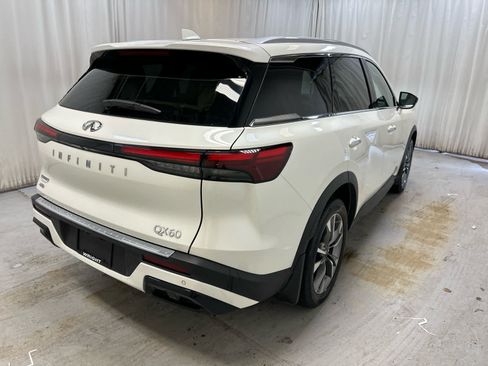 Used 2023 INFINITI QX60 Luxe w/ Performance Audio Package AWD/4WD image 10