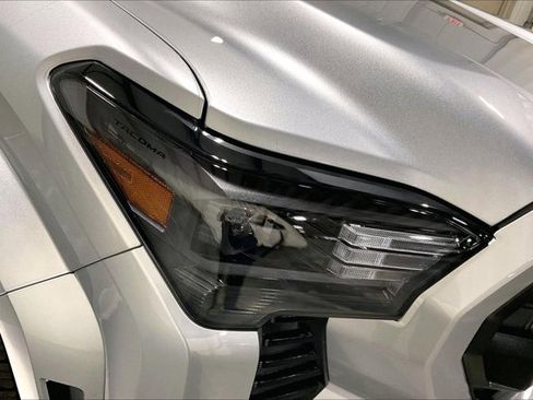 Used 2024 Toyota Tacoma SR image 28