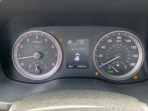Used 2018 Hyundai Tucson SEL Plus FWD image 25