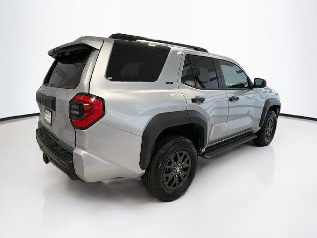 Used 2025 Toyota 4Runner SR5 AWD/4WD image 7
