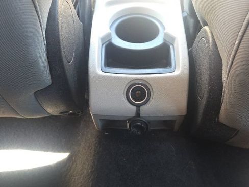 Used 2012 Ford Fiesta SE FWD image 17