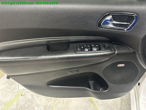 Used 2018 Dodge Durango R/T w/ Blacktop Package image 31