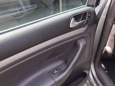 Used 2006 Volkswagen Jetta TDI FWD image 17
