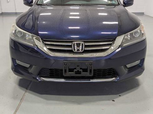 Used 2015 Honda Accord Sport image 2