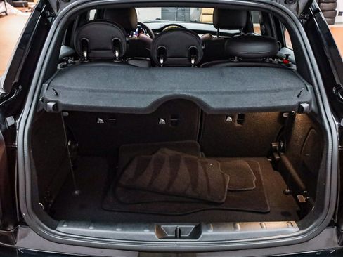 Used 2024 MINI Cooper 4-Door Hardtop w/ Signature Upholstery Package image 28