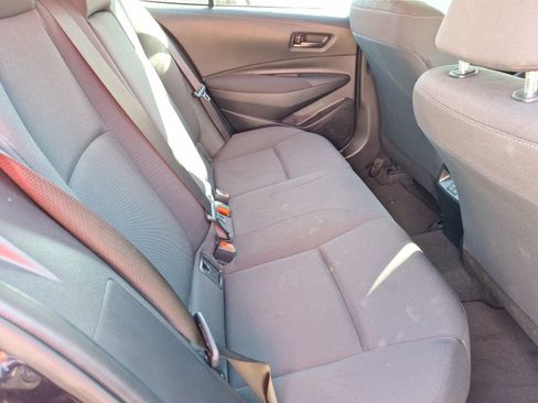 Used 2024 Toyota Corolla LE image 31