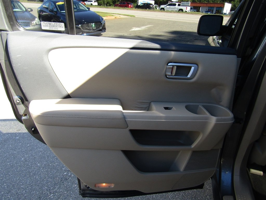 Used 2009 Honda Pilot EX-L image 19