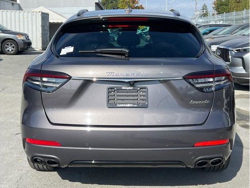 Used 2022 Maserati Levante GT image 4