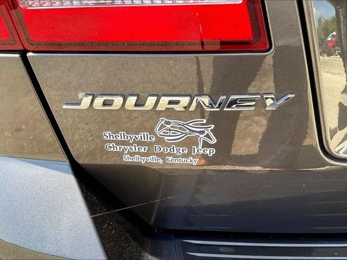 Used 2018 Dodge Journey SE w/ Popular Equipment Group FWD image 24