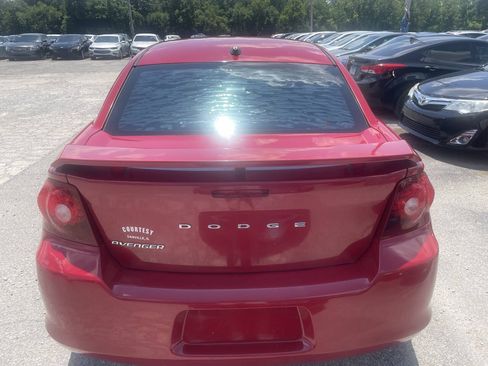 Used 2013 Dodge Avenger SE FWD image 5