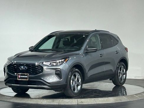 Used 2025 Ford Escape ST-Line AWD/4WD image 5