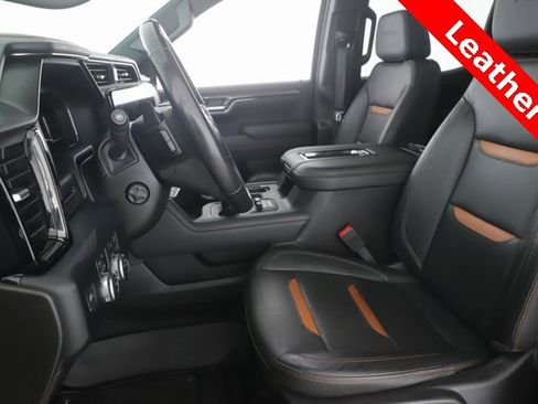 Used 2022 GMC Sierra 1500 AT4 w/ AT4 Premium Package image 16