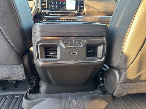 New 2026 GMC Sierra 2500 SLT w/ SLT Premium Package AWD/4WD image 24