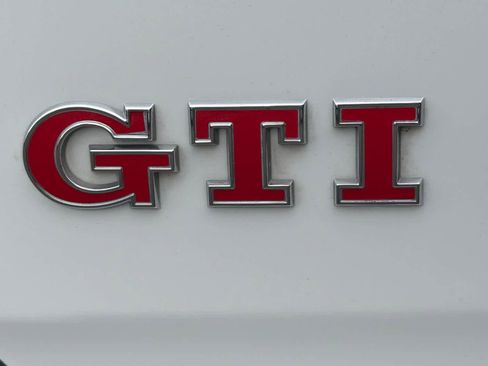 Used 2016 Volkswagen GTI Autobahn w/ Lighting Package (SEL) image 12